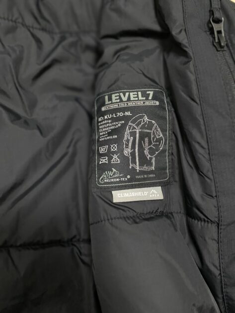 ecwcs level7 jacketの記事はクライマシールド